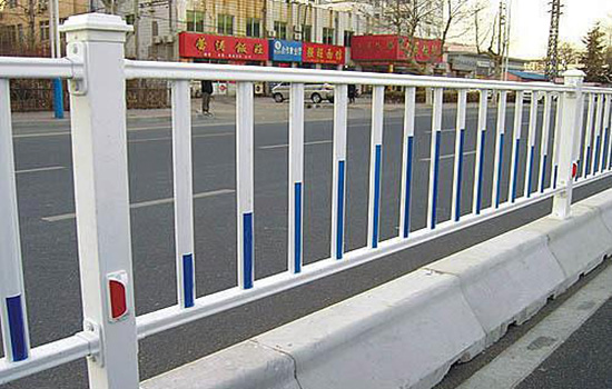 城市<a href=http://m.yflyw.com target=_blank class=infotextkey>護(hù)欄</a>