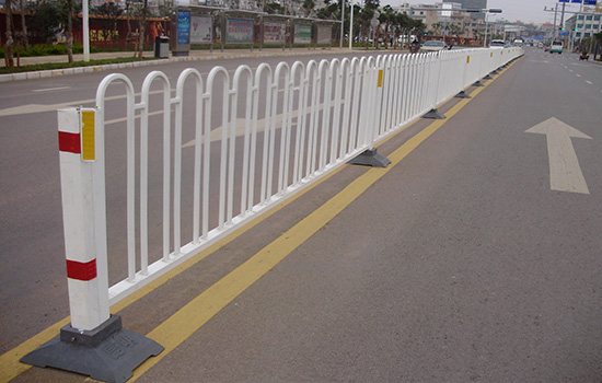 交通道路<a href=http://m.yflyw.com target=_blank class=infotextkey>護欄</a>