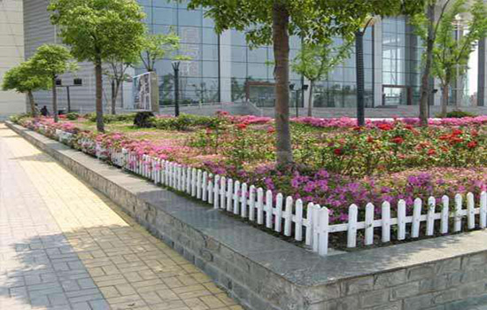 花壇<a href=http://m.yflyw.com target=_blank class=infotextkey>圍欄</a>