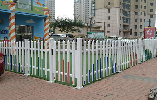 幼兒園<a href=http://m.yflyw.com target=_blank class=infotextkey>圍欄</a>
