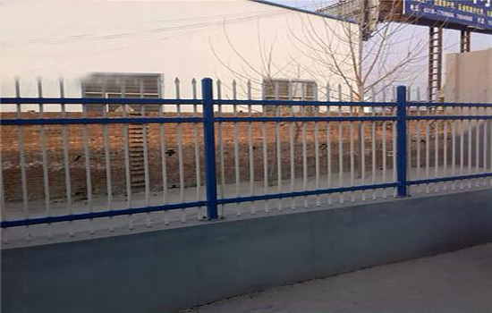 噴塑<a href=http://m.yflyw.com target=_blank class=infotextkey>護欄</a>