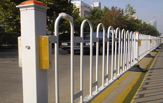 京式道路<a href=http://m.yflyw.com target=_blank class=infotextkey>護欄</a>