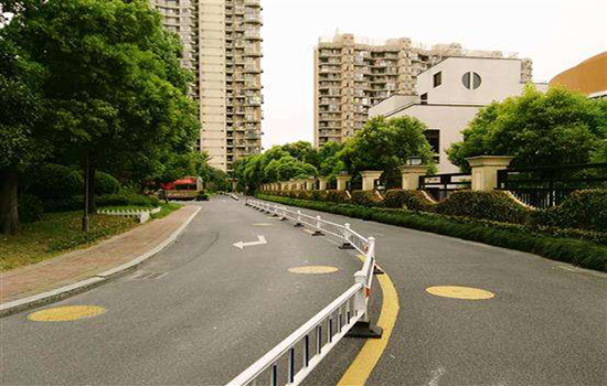小區(qū)<a href=http://m.yflyw.com target=_blank class=infotextkey><a href=http://m.yflyw.com target=_blank class=infotextkey>圍欄</a>網(wǎng)</a>